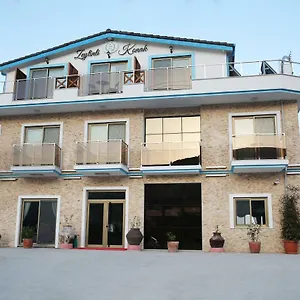  Oda ve Kahvaltı Zeytinli Konak